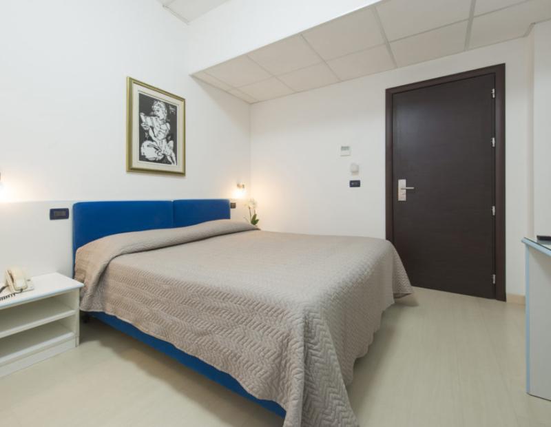 grandhoteladriatico it camera-classic 008